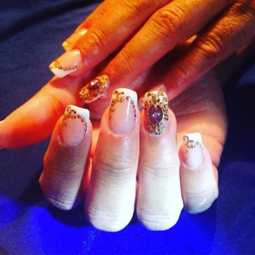 Девочки, конечно, понимаю что это будет миллионный пост данной тематики. 04