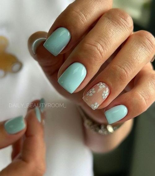 Нежность и разнообразие маникюра на короткие ногти. 02