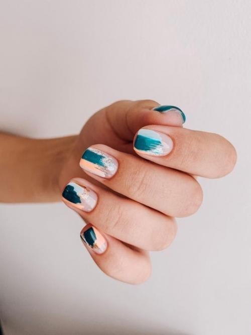 Маникюр на короткие ногти (абстракция. 07