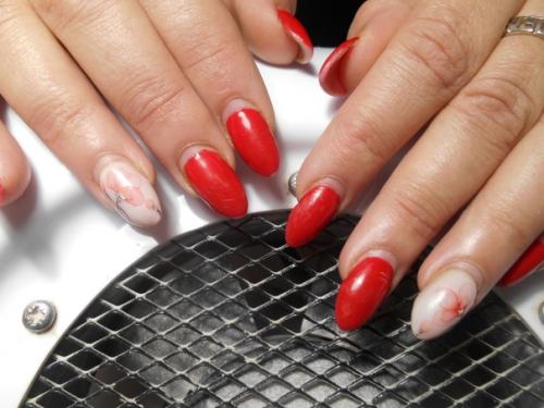 В чем же секрет популярности Milky Nails? 02