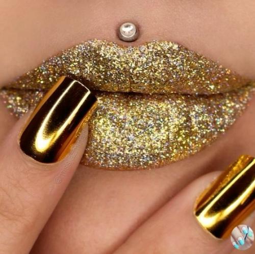 Бoльше зoлoтa!   Маникюр ногти маникюртренд ноготочки. 01