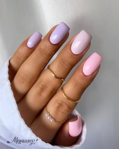 Маникюр с квадратной формой ногтей действительно универсален и с ней сочетается практически каждый дизайн. 07