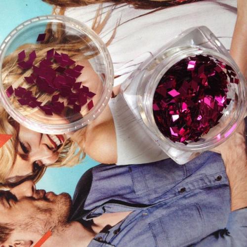 Девчонки подскажите пожалуйста маникюр ( дизайн) с такими прекрасными ромбиками. 01