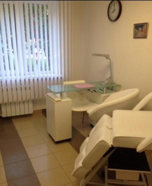 Дорогие девушки? Я дипломированный мастер ногтевого сервиса? 09 Дорогие девушки? Я дипломированный мастер ногтевого сервиса? 09