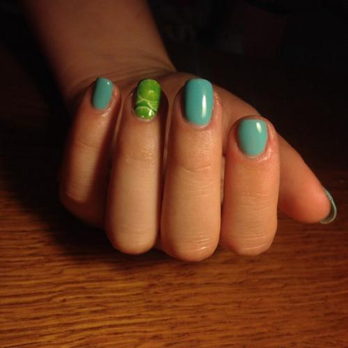 Девочки, я самоучка, занимаюсь 5 месяцев, как вам мои работы, подскажите что нибудь, может что то не так? 01