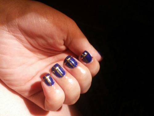 Анонимно пожалуйста.  Девочки на себе пробовала вот такой дизайн, блюскай с лентами, подскажите где доработать нужно? 01