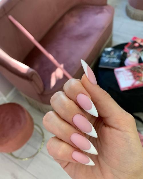 Какой маникюр выбирают звезды? 05 Какой маникюр выбирают звезды? 05