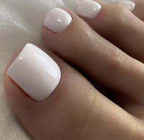 Подборка идей педикюра, для твоего следующего похода к мастеру. 01