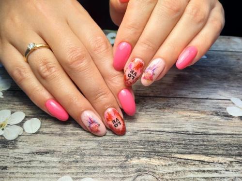 Опобликуйте плиз!  На сколько тянет мой маникюр? 01