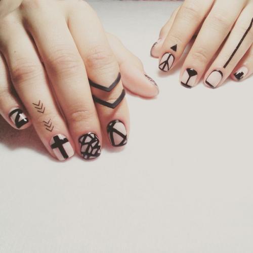 Спбуслуги. Народ!  Предлагаю маникюр гель лак, опыт работы 1, 5 года, фото прилагаются. 04