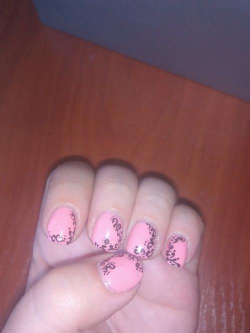 Здравствуйте!  Админы, прошу, опубликуйте занимаюсь гель - лаком всего 1 месяц, самоучка. 01