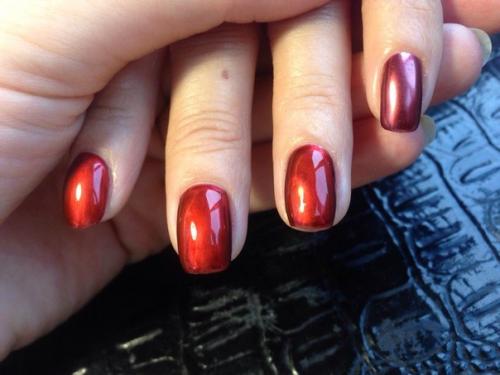 Помощ!  Гель - лак хроматик серебряный теряет блеск после покрытия топом (с липким слоем) а красный цвет не теряет! 01