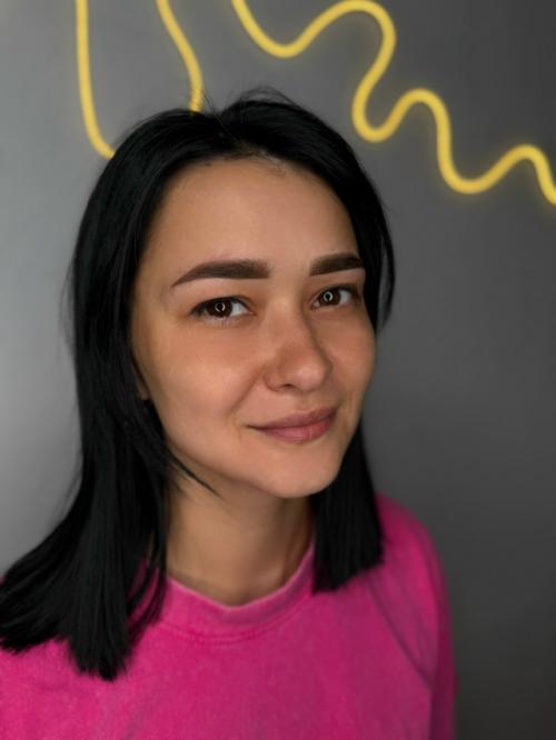 На первом фото брови до после 3 х процедур лазерного удаления. 03