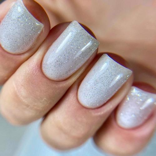 Ухоженные руки с маникюром: зеркало заботы и эстетики. 01