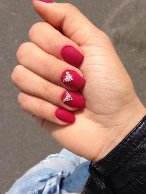 Ищу модель 16, 17 августа для однотонного покрытия или воплощения интересных идей? 04