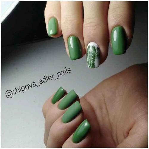 Маникюр в зелёных оттенках. 02