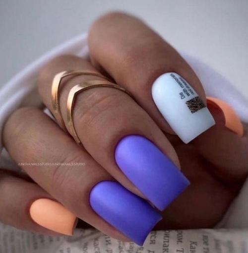 Дизайн маникюра - это способ выразить свою индивидуальность, подчеркнуть стиль и добавить яркий акцент к образу на кончиках пальцев. 05