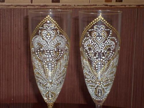 Здравствуйте, девочки.  Кто роспись свадебных бокалов делал? 01