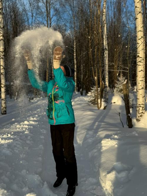 Наши снежные и уютные каникулы в любимой России пролетели как один день. 09