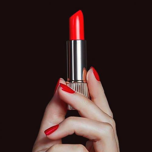 Меня зовут. Красный. 01