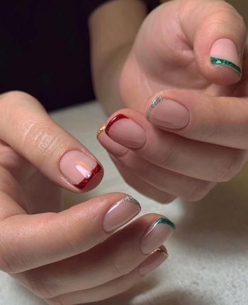 Маникюр на коротких ногтях имеет несколько преимуществ: 02 Маникюр на коротких ногтях имеет несколько преимуществ: 02