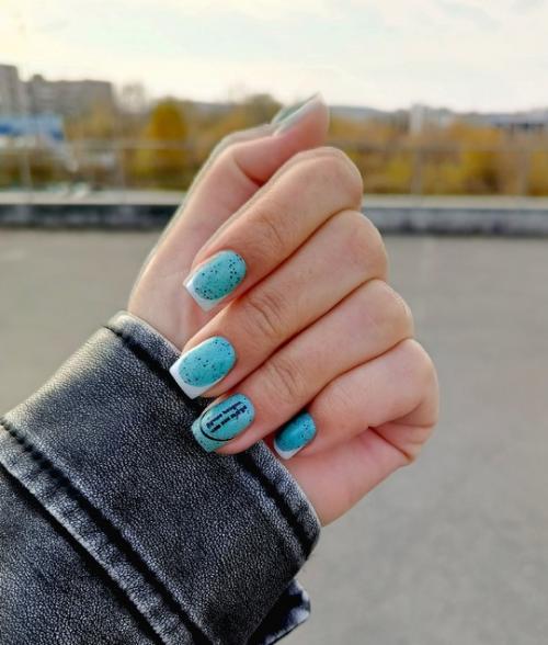 Каждую минуту от нажатия кнопки лифта ломается по одному ногтю. 03