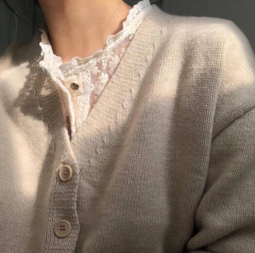 В соседнем подъезде жила девочка. 01 В соседнем подъезде жила девочка. 01