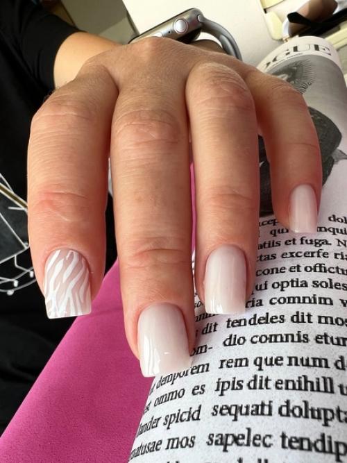 Хочу критику, занимаюсь маникюром 3 года. 03