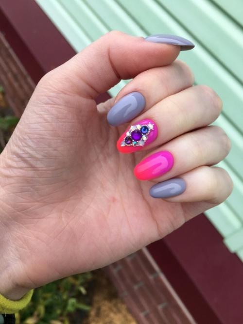 Сама себе. Всем красивого маникюра. 03