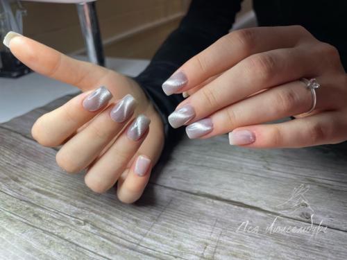 Льдинки на ваших ногтях в честь выпавшего снега. 01