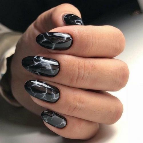 Мраморный маникюр кажется очень сложным: запутанный узор и точная имитация природного камня. 01 Мраморный маникюр кажется очень сложным: запутанный узор и точная имитация природного камня. 01