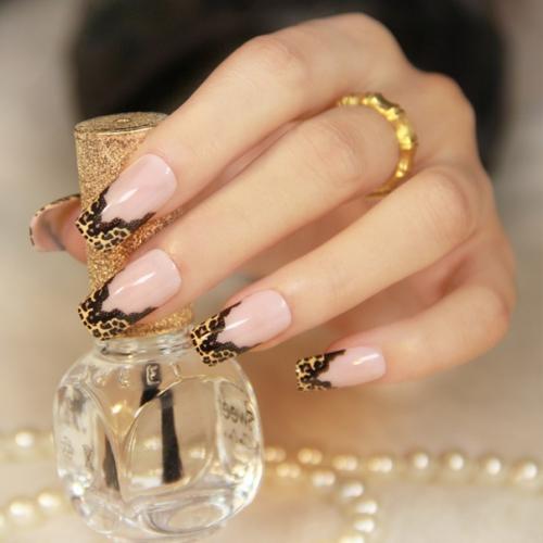 Леопардовый Nail - дизайн подойдет как для повседневной жизни, так и для любой праздничной вечеринки. 01