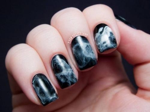 Мраморный маникюр кажется очень сложным: запутанный узор и точная имитация природного камня. 03 Мраморный маникюр кажется очень сложным: запутанный узор и точная имитация природного камня. 03