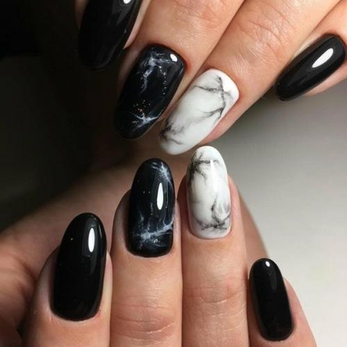 Мраморный маникюр кажется очень сложным: запутанный узор и точная имитация природного камня. 04 Мраморный маникюр кажется очень сложным: запутанный узор и точная имитация природного камня. 04
