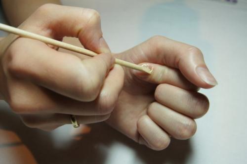 Как правильно ухаживать за ногтями в домашних условиях. 04 Как правильно ухаживать за ногтями в домашних условиях. 04