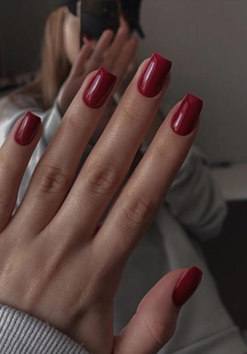 Эффектный красный.   Я его классикой считаю. 06