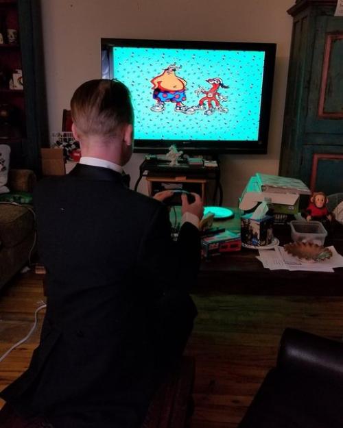 Маникюр, гитара и макароны: Маколей калкин устроил альтернативный Оскар в сети. 03 Маникюр, гитара и макароны: Маколей калкин устроил альтернативный Оскар в сети. 03