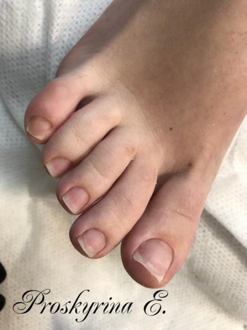 Ошибки.  Мой мой первый профи педикюр.  курс по классике прошла. 03