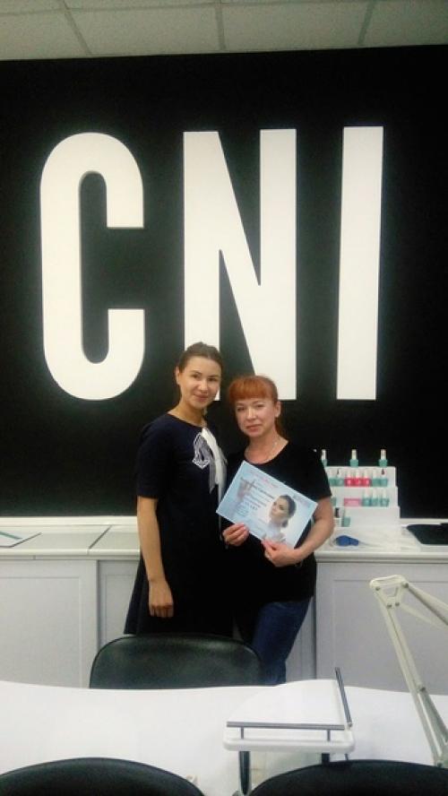 Поздравляю с праздником всех мастером маникюра! 03