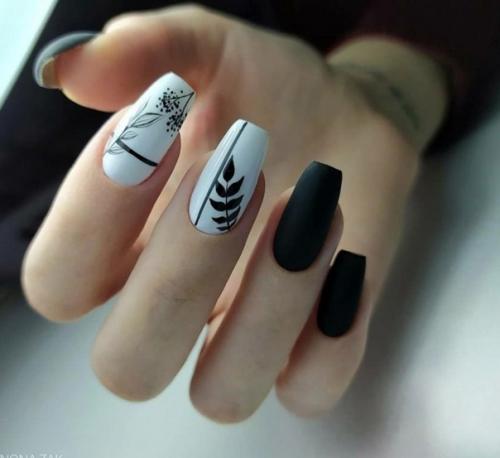 Классный маникюр в черно-белом цвете! 02
