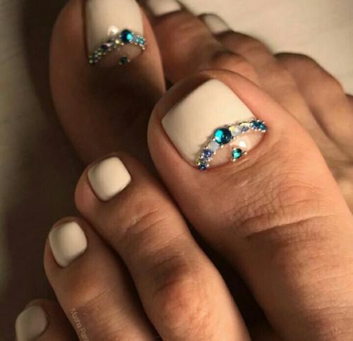 Есть свободные места на ближайшие дни. 04