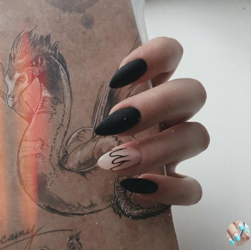 Кaкиe выбpaть?   Маникюр ногти маникюртренд ноготочки. 09