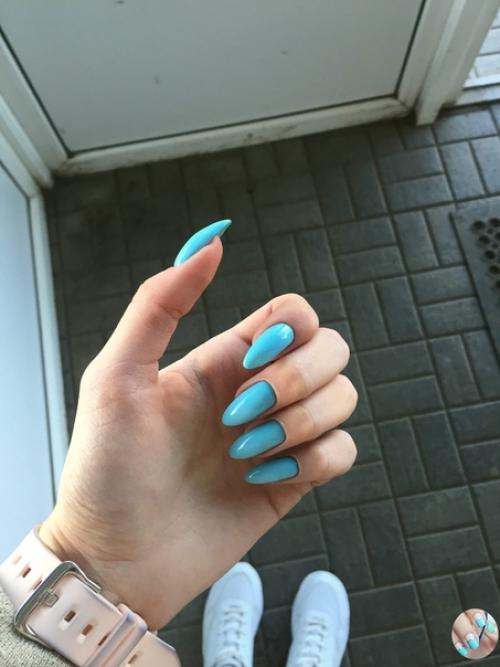 Кaкиe выбpaть?   Маникюр ногти маникюртренд ноготочки. 01