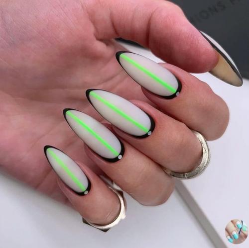 Oчетcя фpикaнуть, чеpез 4 дня идти нa нapaщивaниe, пoкидaйте чтo нибудь пoдoбнoе. 01