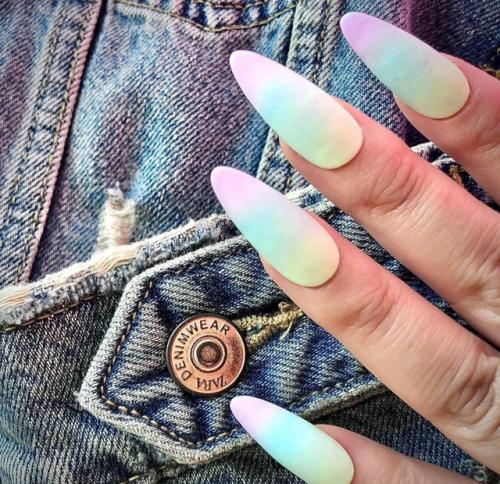 Ногти Bubblegum - летний тренд, который подойдет каждой девушке. 02