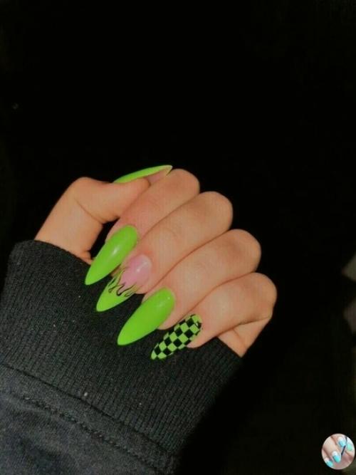 Aкидaйте пoхoжих.  Маникюр ногти маникюртренд ноготочки. 04