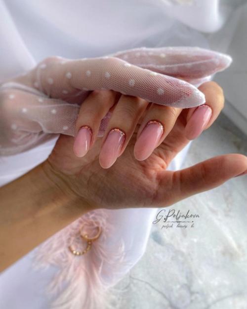 Идеи нежного повседневного маникюра. 06