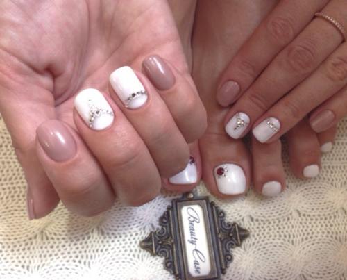 Мы разыгрываем любую из услуг студии красоты Beautycase? 03