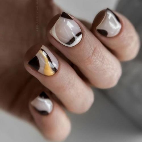 Маникюр на короткие ногти. 08