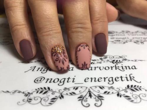 Здравствуйте!  Я самоучка по гель лаку. 02